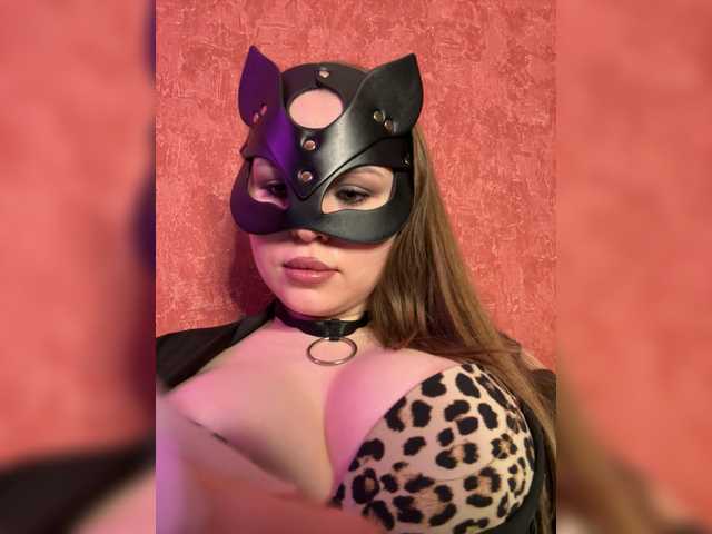 Ms-chertovka's BongaCams show and profile