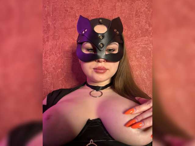 Ms-chertovka's BongaCams show and profile