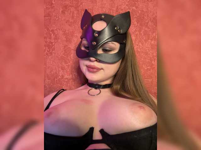 Ms-chertovka's BongaCams show and profile