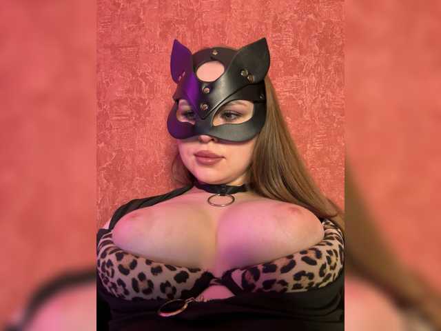 Ms-chertovka's BongaCams show and profile