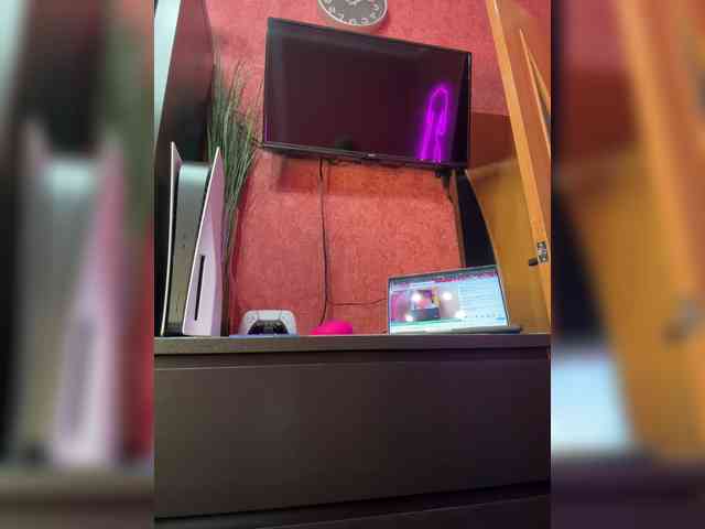 Ms_chertovka webcam