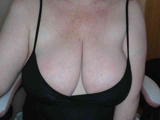 meloncitos25 webcam