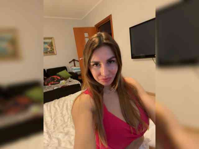 HotOlesya88 webcam