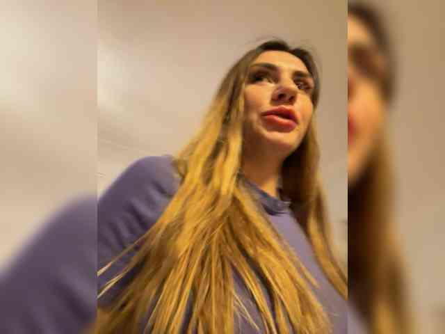 HotOlesya88 Live Webcam on BongaCams