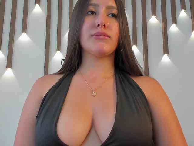 megan-cooper28 webcam