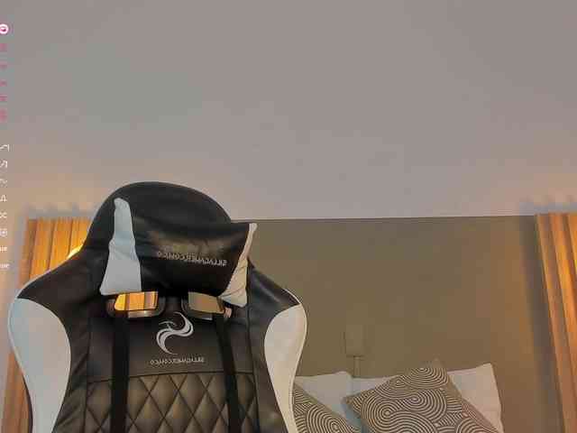 megan-cooper28 webcam