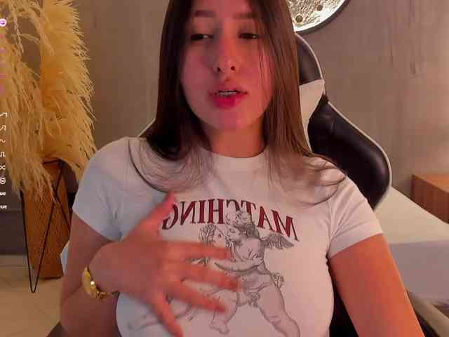 megan-cooper28 webcam