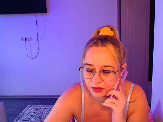 Freyaamore webcam