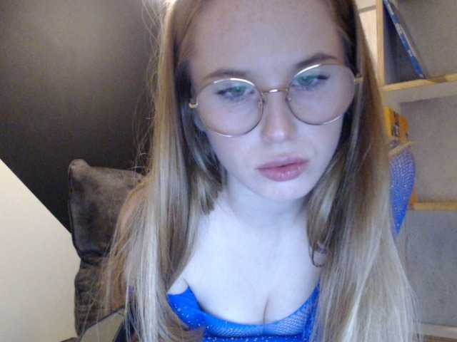 CuteWhiteFlower Porn