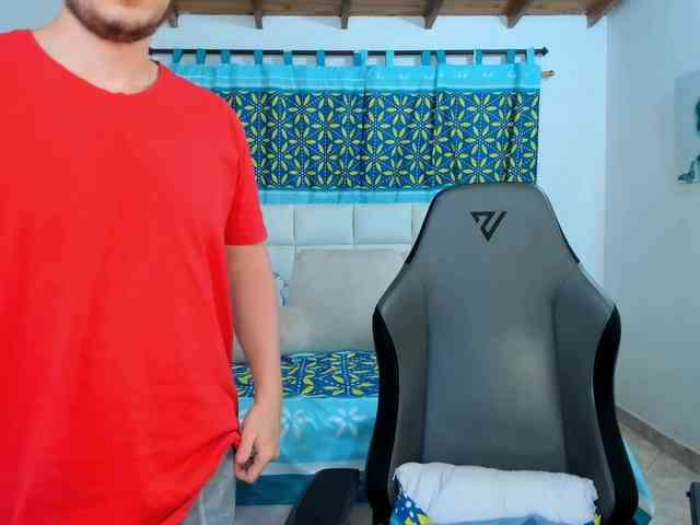 sweet-couple-latin webcam