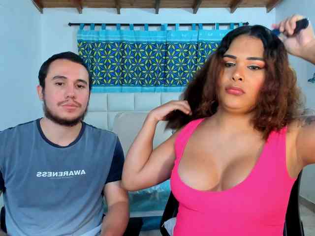 sweet-couple-latin webcam
