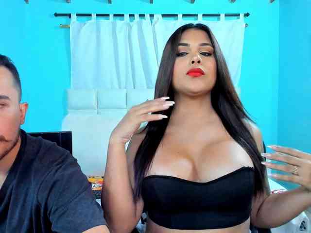 sweet-couple-latin webcam