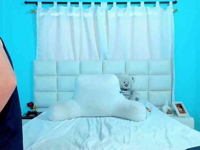 sweet-couple-latin webcam