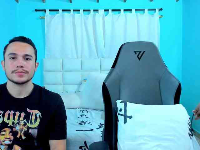 sweet-couple-latin webcam