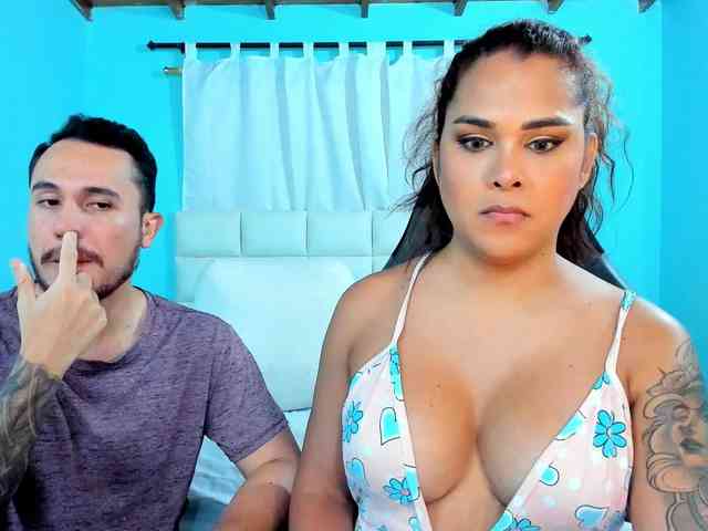 sweet-couple-latin webcam