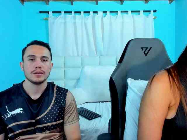 sweet-couple-latin webcam