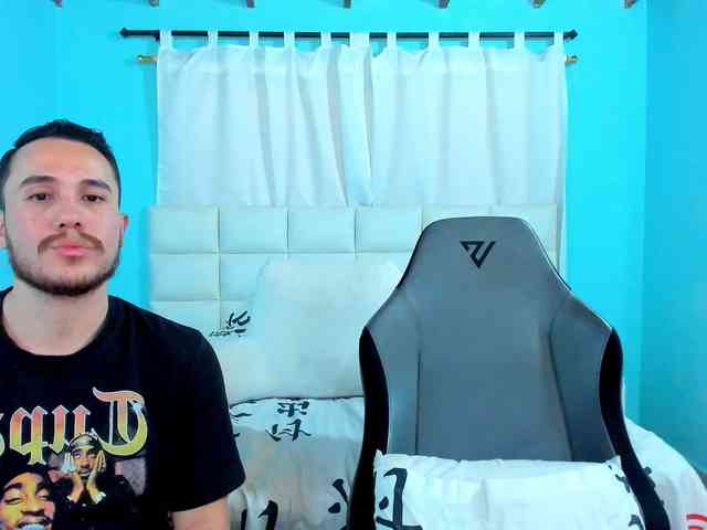 sweet-couple-latin webcam