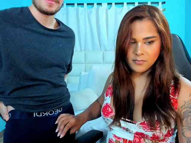 sweet-couple-latin webcam