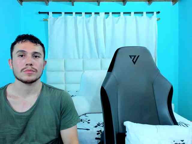 sweet-couple-latin sweet-couple-latin