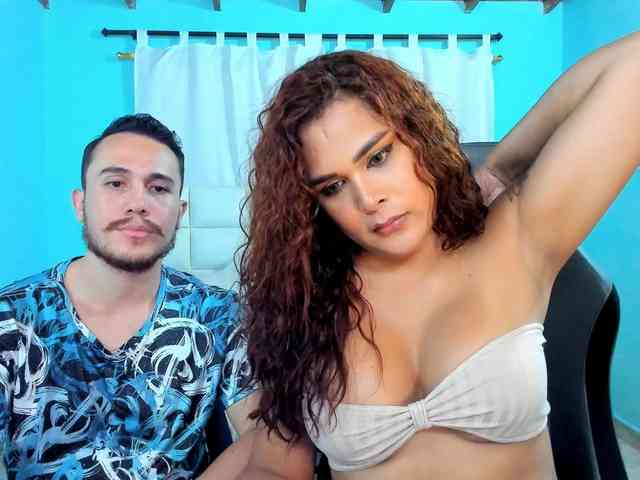 sweet-couple-latin webcam