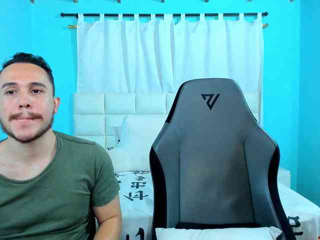 sweet-couple-latin sweet-couple-latin