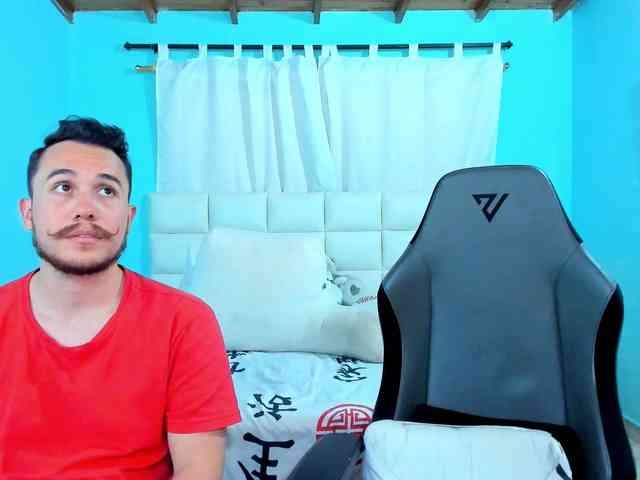 sweet-couple-latin webcam