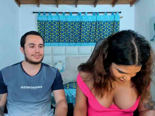 sweet-couple-latin webcam