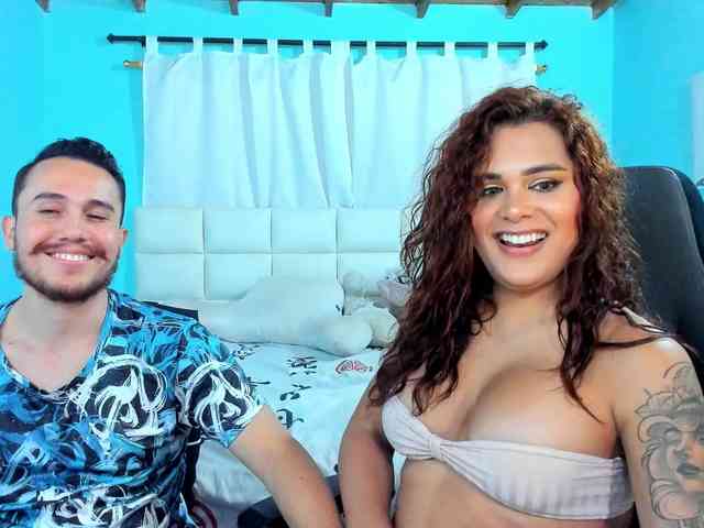 sweet-couple-latin webcam