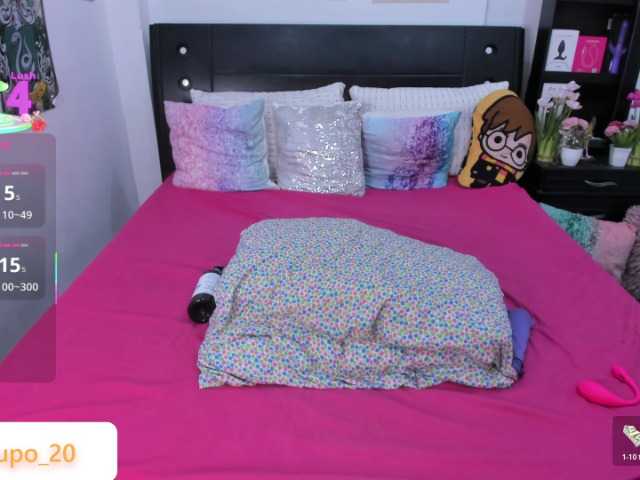 LILYLUNAPOTTER webcam