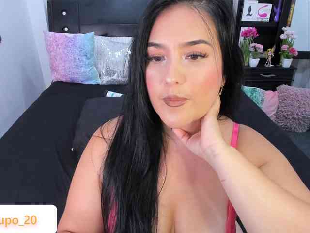 LILYLUNAPOTTER webcam