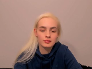 OliviaKisss3 Porn Show