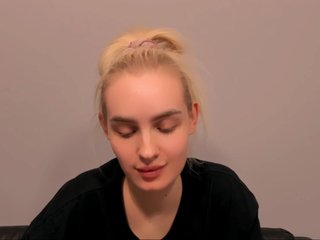 OliviaKisss3 Porn Show