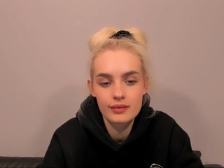 OliviaKisss3 Porn Show