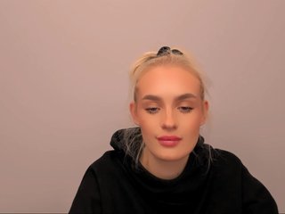 OliviaKisss3 Porn Show