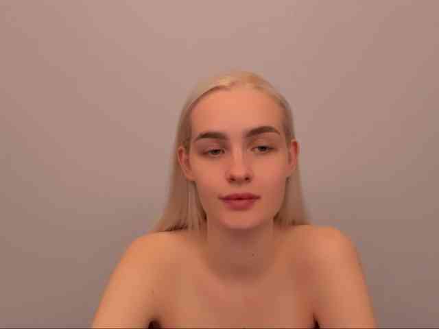 OliviaKisss3 OliviaKisss3