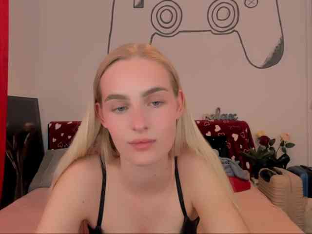OliviaKisss3