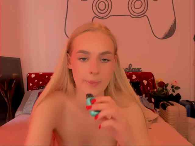 OliviaKisss3 webcam