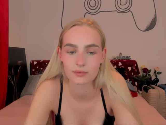 OliviaKisss3 webcam