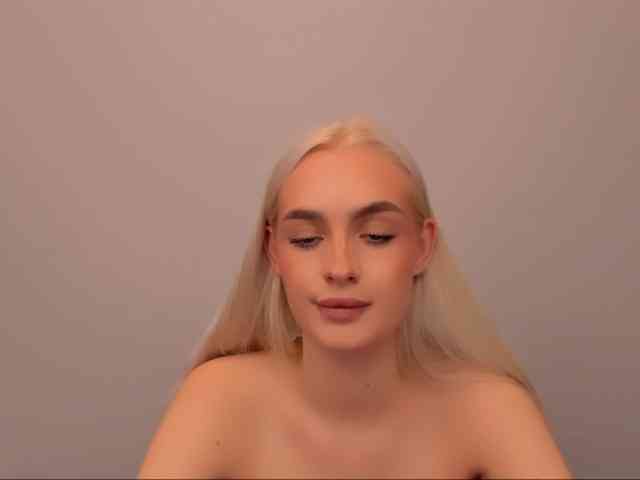 OliviaKisss3 OliviaKisss3