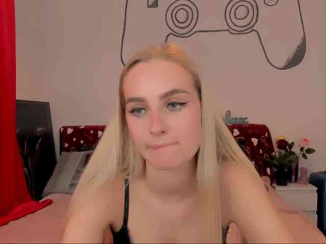 OliviaKisss3