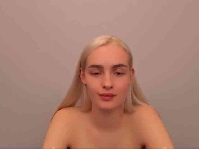 OliviaKisss3 OliviaKisss3