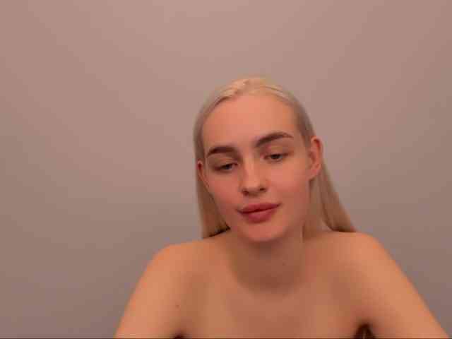 OliviaKisss3 OliviaKisss3