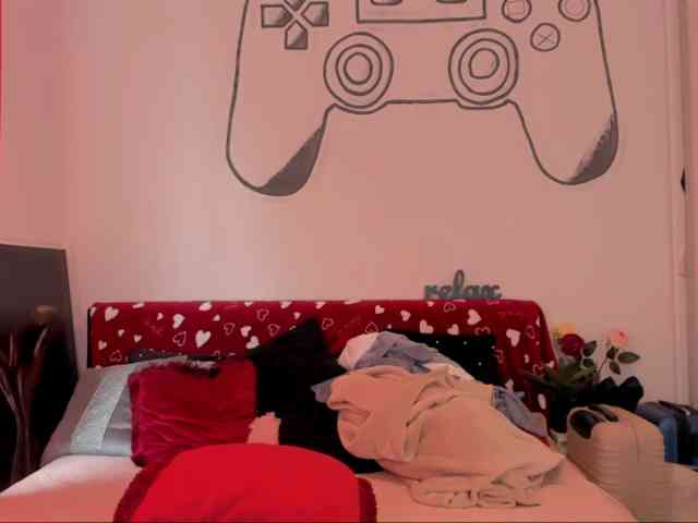 OliviaKisss3 webcam