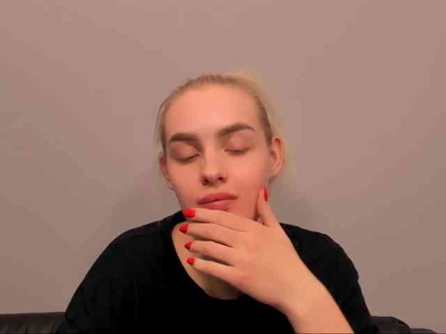 OliviaKisss3 OliviaKisss3