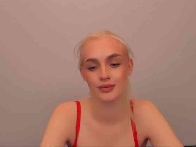 OliviaKisss3 OliviaKisss3