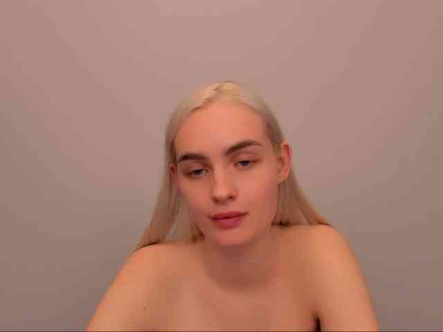 OliviaKisss3 OliviaKisss3