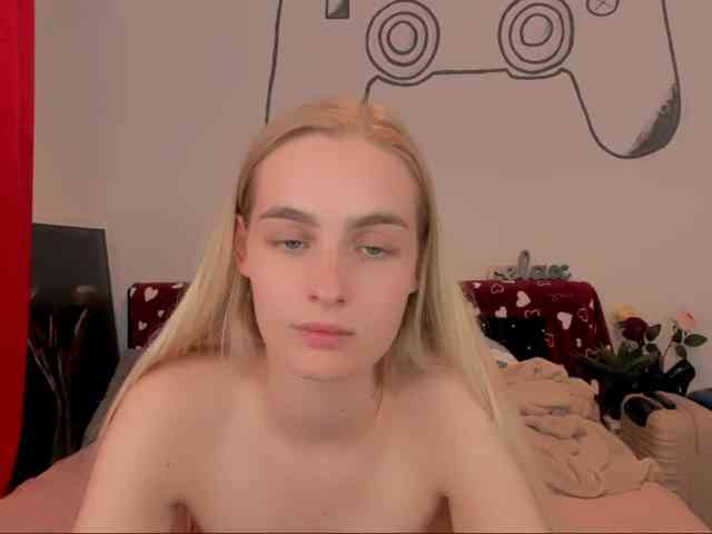 OliviaKisss3 webcam