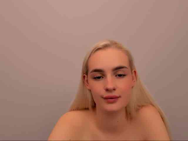 OliviaKisss3 OliviaKisss3