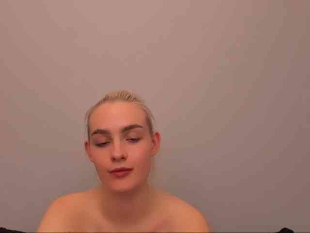 OliviaKisss3 OliviaKisss3