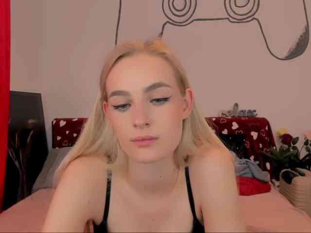 OliviaKisss3 webcam